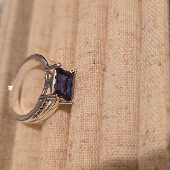 FASHION JEWELRY PURPLE AND SILVERTONE RING SIZE 7 - Picture 9 of 12